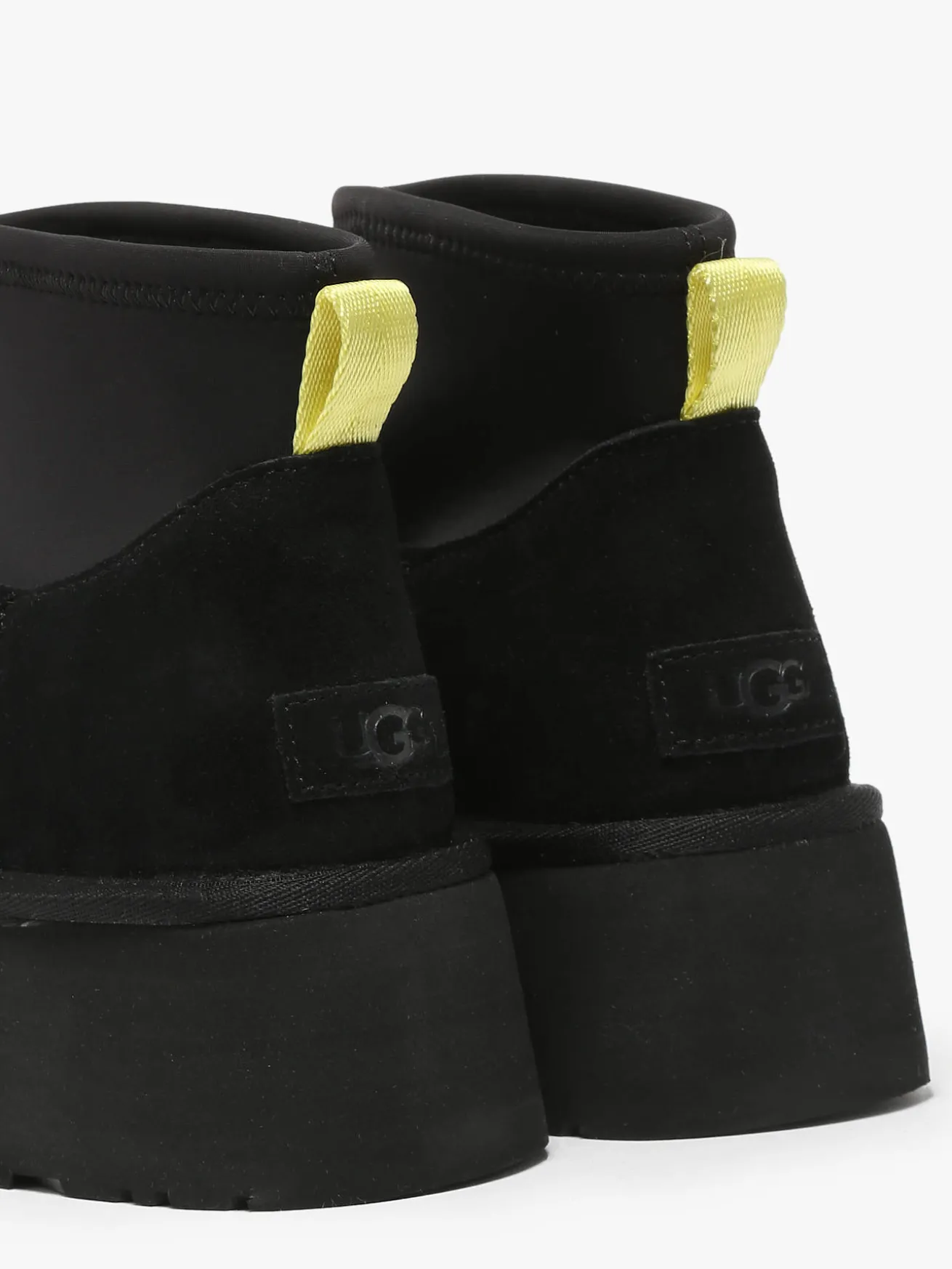 Boots Classic Mini Dipper semelle compensée en cuir UGG