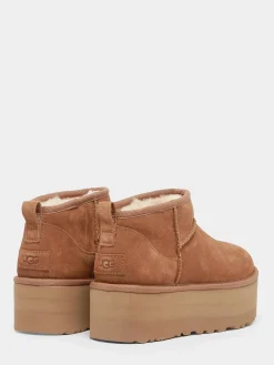 Boots Classic Ultra Mini Platform en cuir UGG
