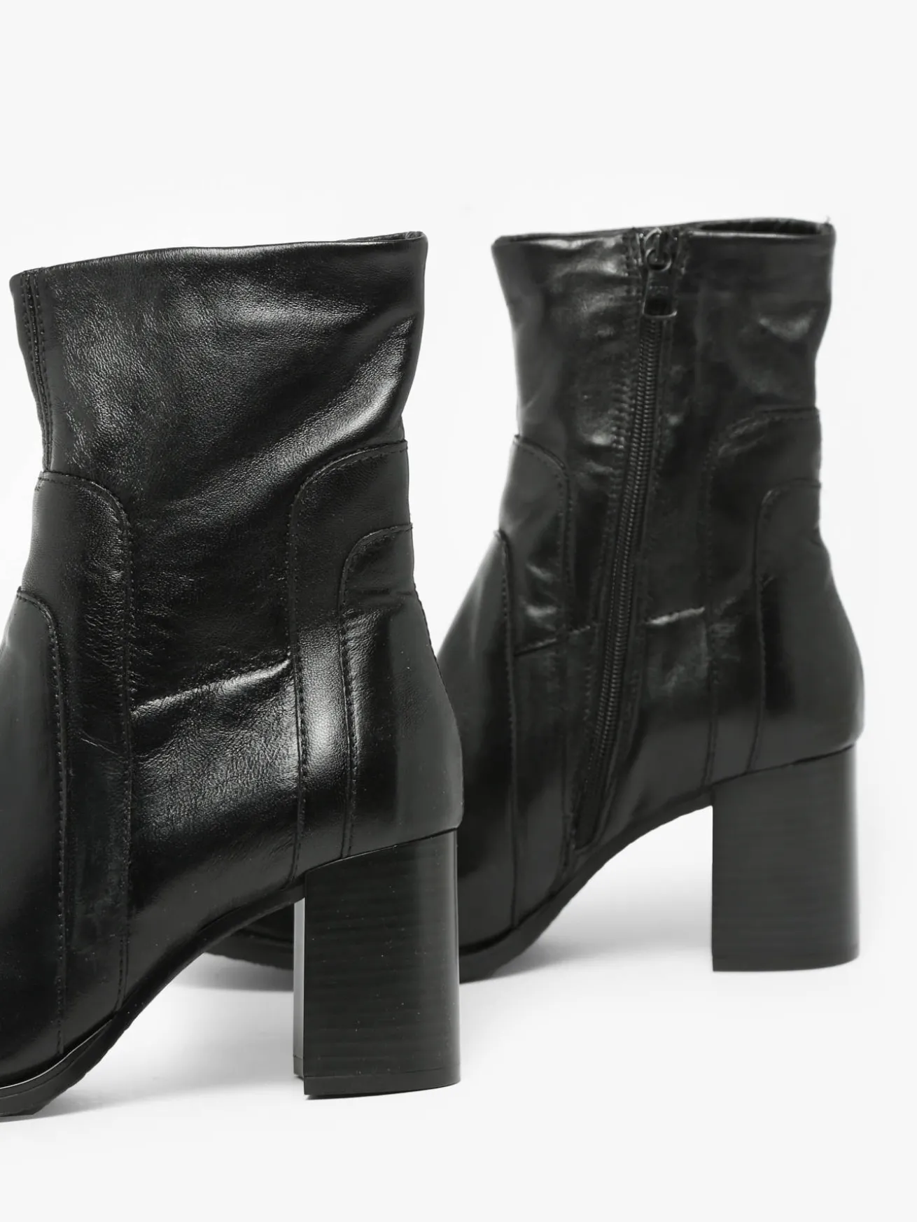 Bottines à talon en cuir MJUS