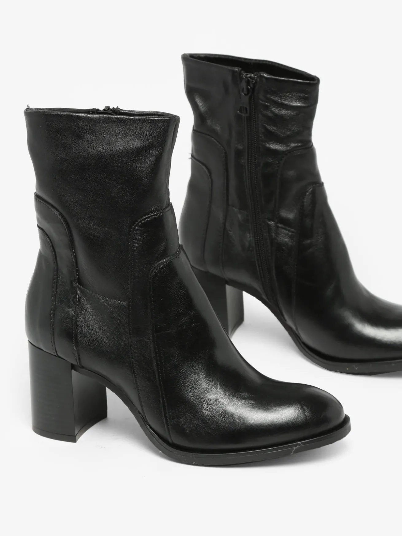 Bottines à talon en cuir MJUS