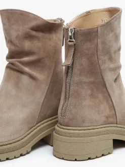 Bottines en cuir INUOVO