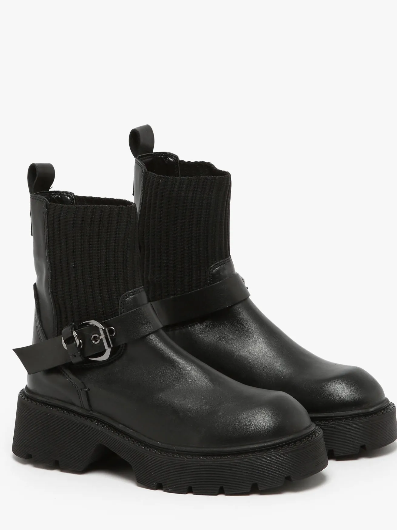 Bottines en cuir INUOVO