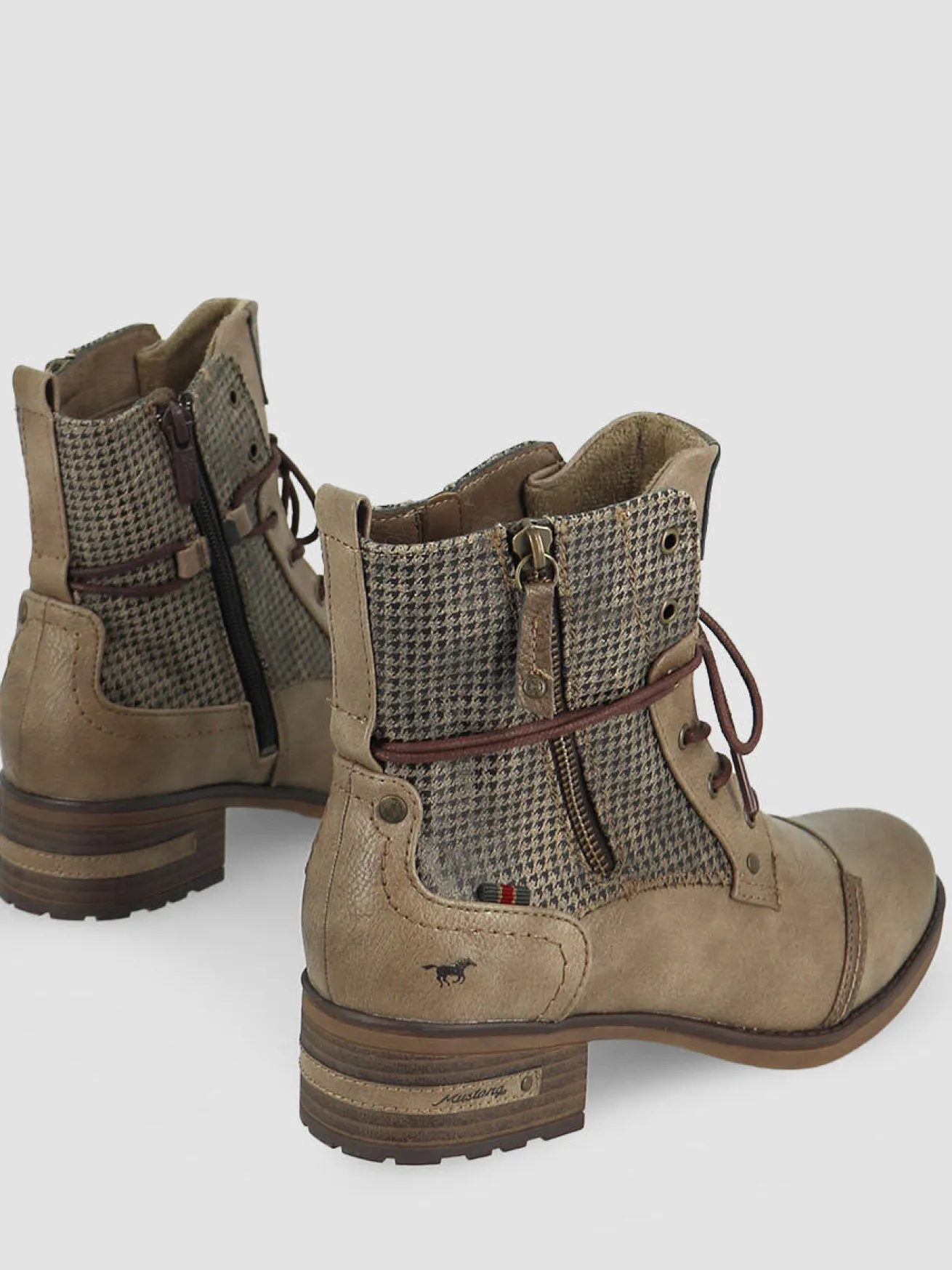 BOTTINES MUSTANG