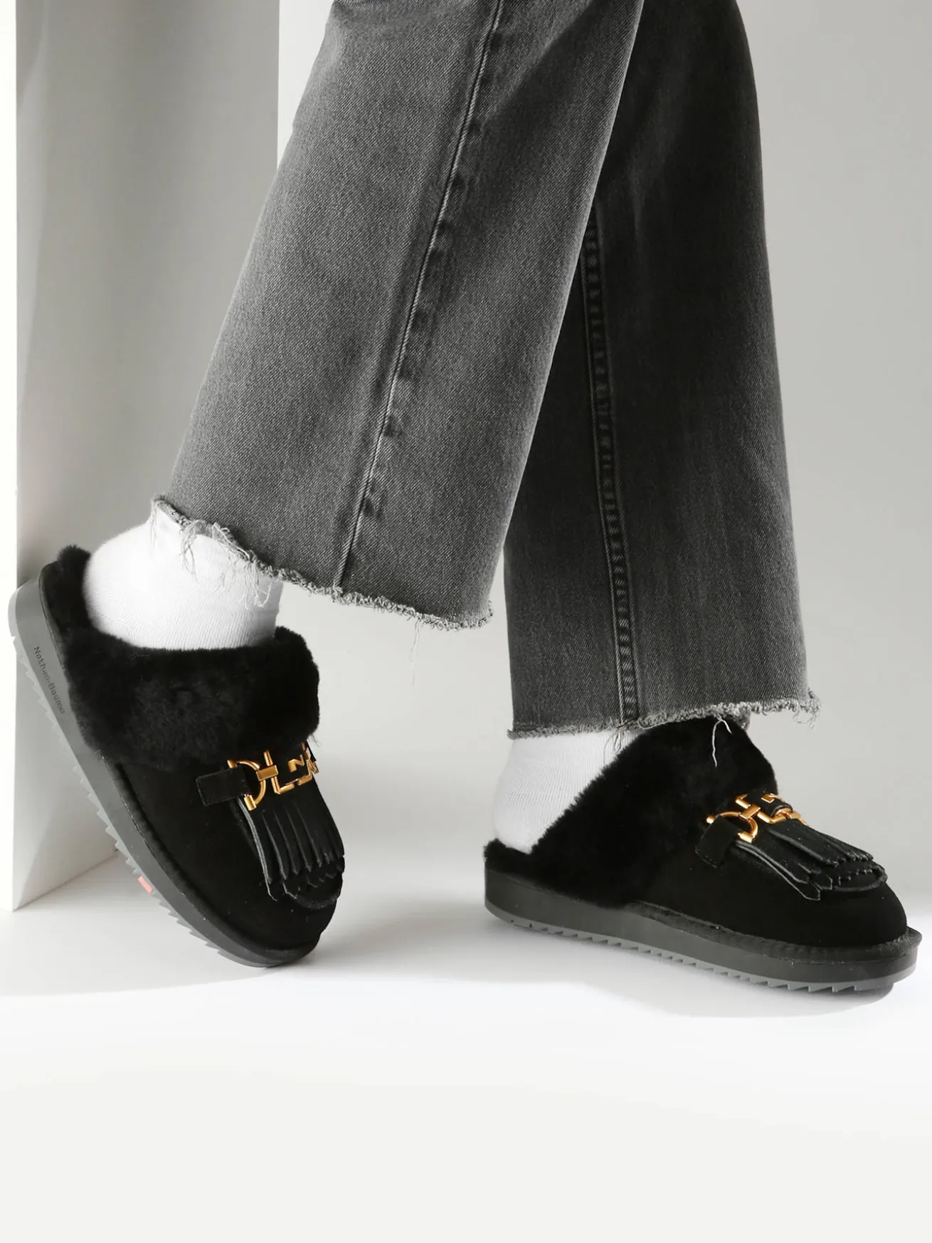 Chaussons en cuir NATHAN BAUME