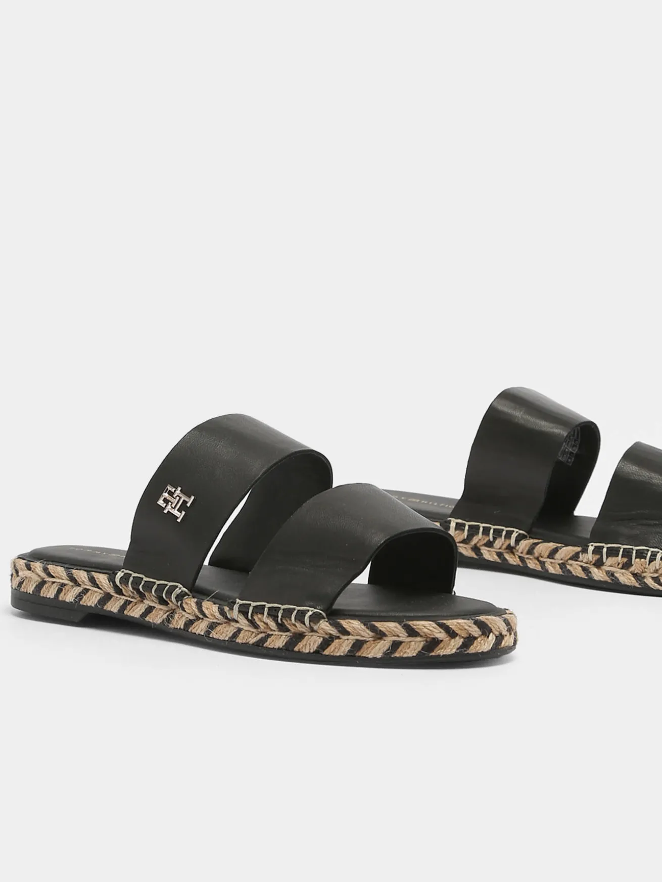 Mules en cuir TOMMY HILFIGER