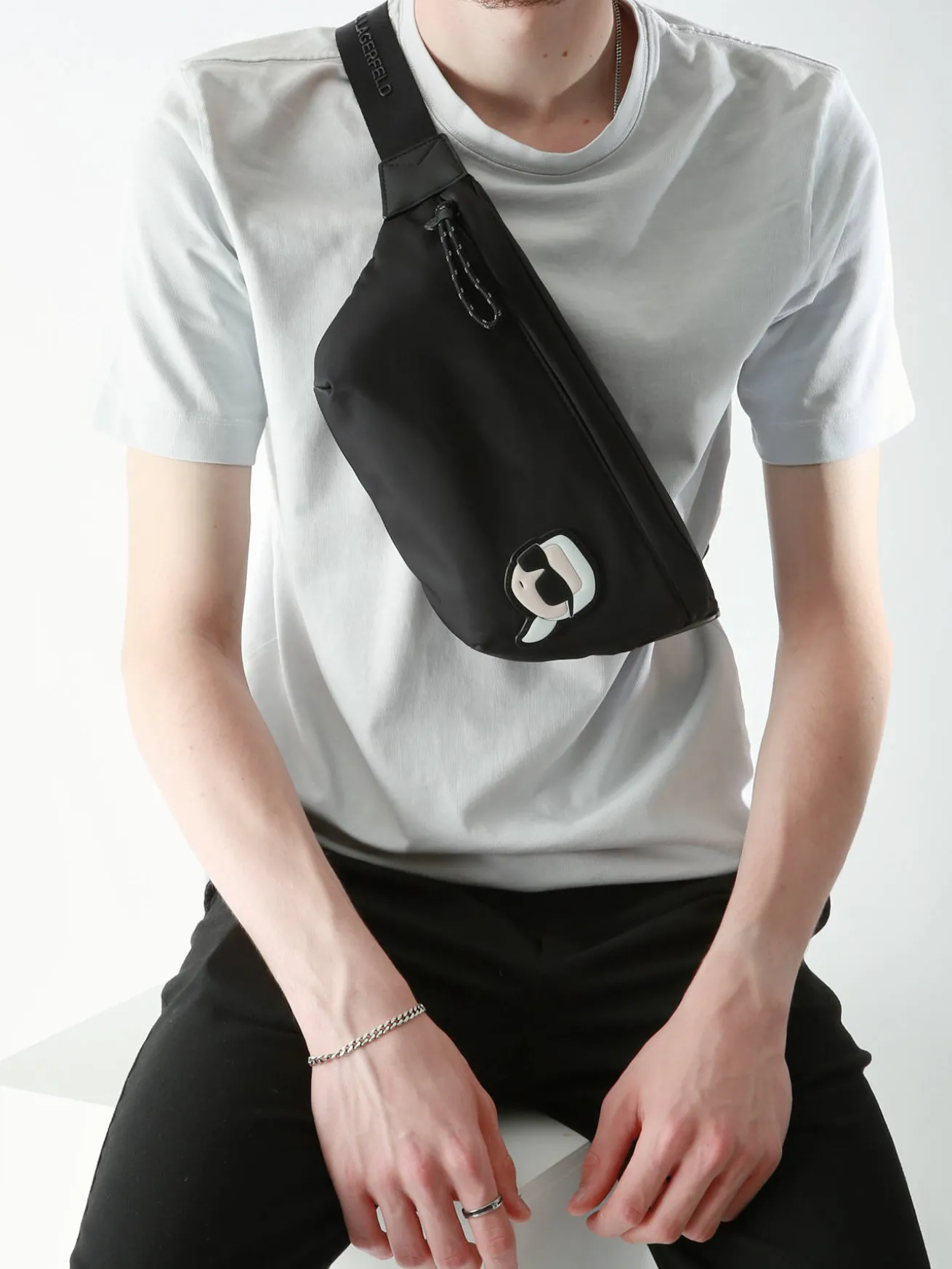 Sac banane KARL LAGERFELD