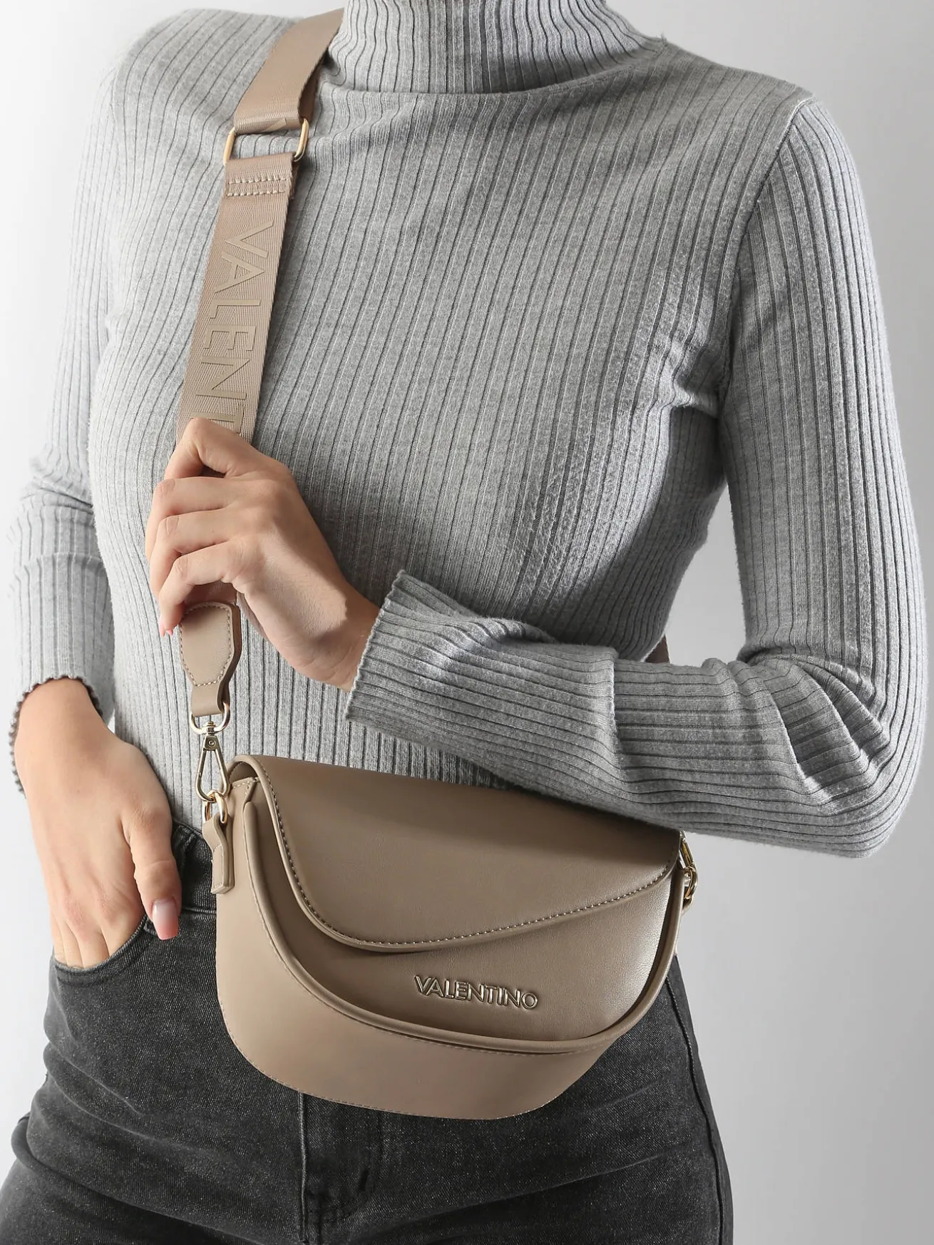 Sac bandoulière Piper VALENTINO