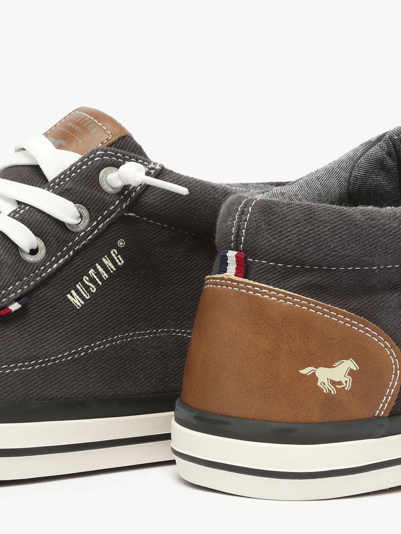 Sneakers MUSTANG