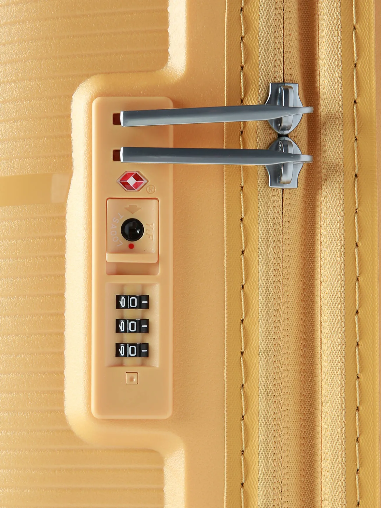 Valise rigide Starvibe AMERICAN TOURISTER